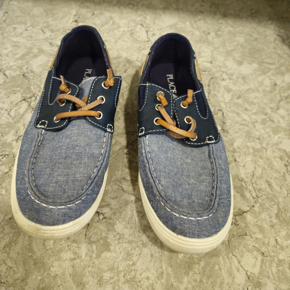 The Childrens Place Boys Boat Shoe Blue size  6y